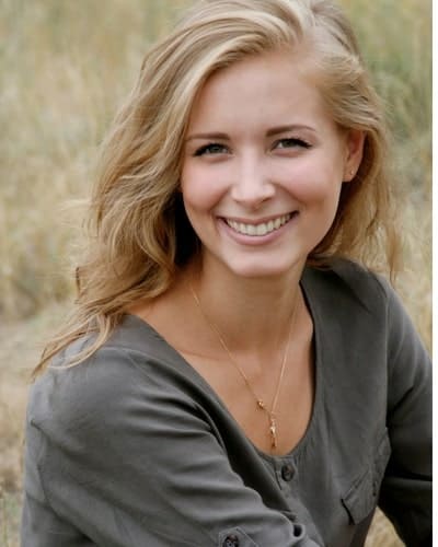Amy John - Lawyer